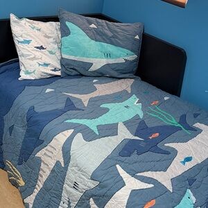 Land of Nod Crate & Barrel Shark Bait Kids Twin Quilt SET w/ sham and sheets!